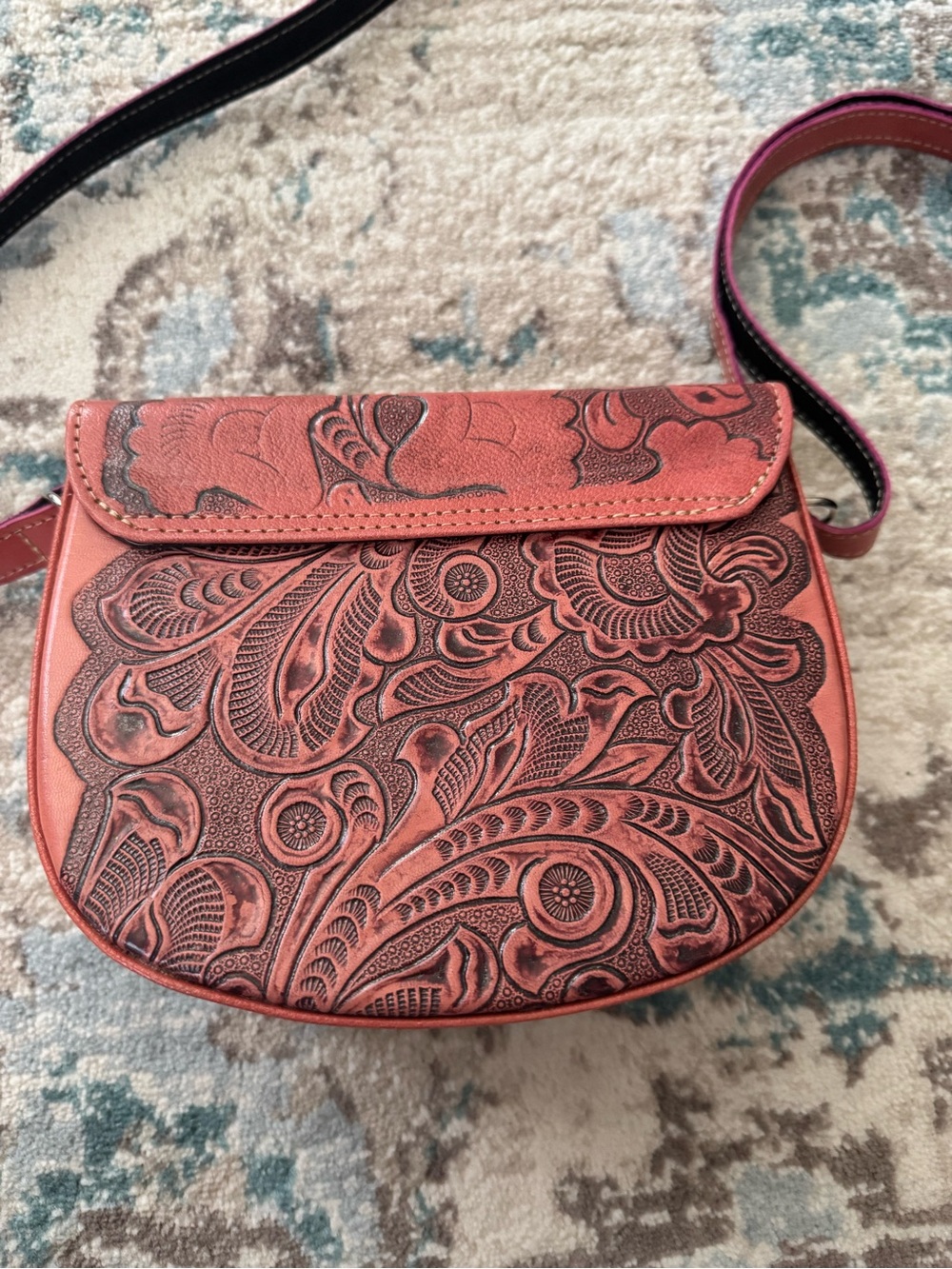 Western Tooled Floral Crossbody Purse – Brown Leather Cowgirl Shoulder Bag - Picture 6 of 7